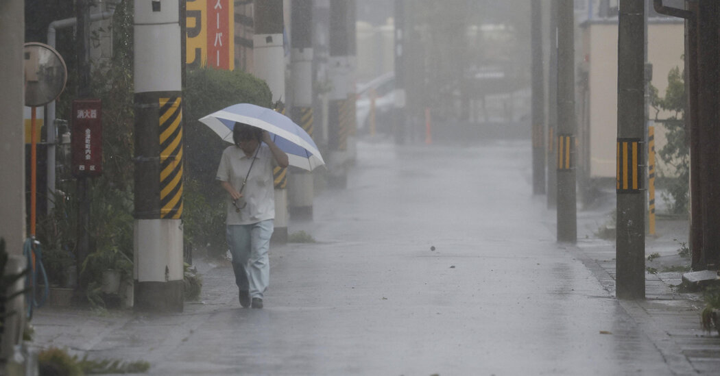 Typhoon Lan Knocks Out Power for Thousands in Western Japan